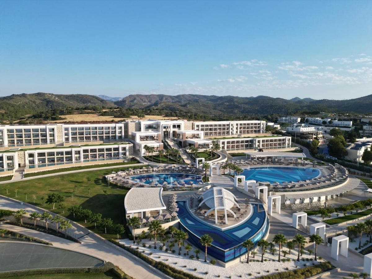 12 luxury all-inclusive hotels in Greece: The best in 2026